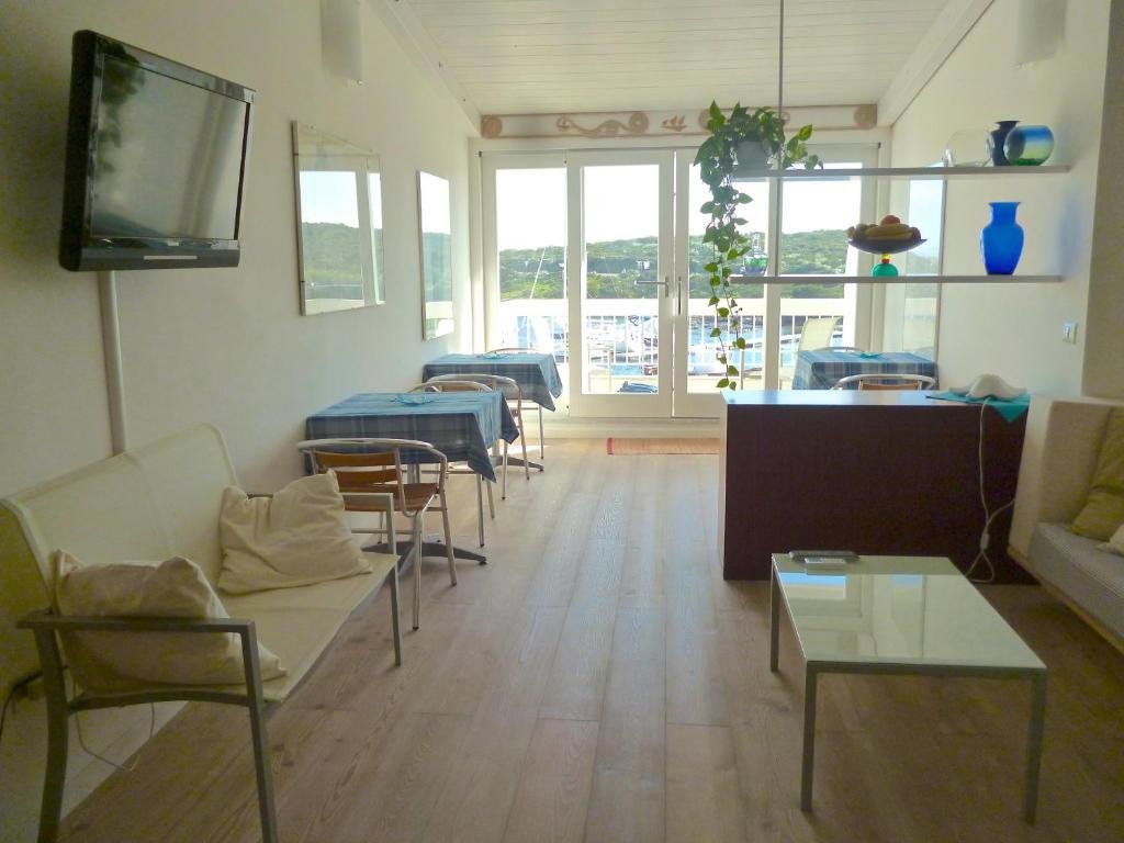 Domo Sul Porto Bed and Breakfast Stintino Buitenkant foto