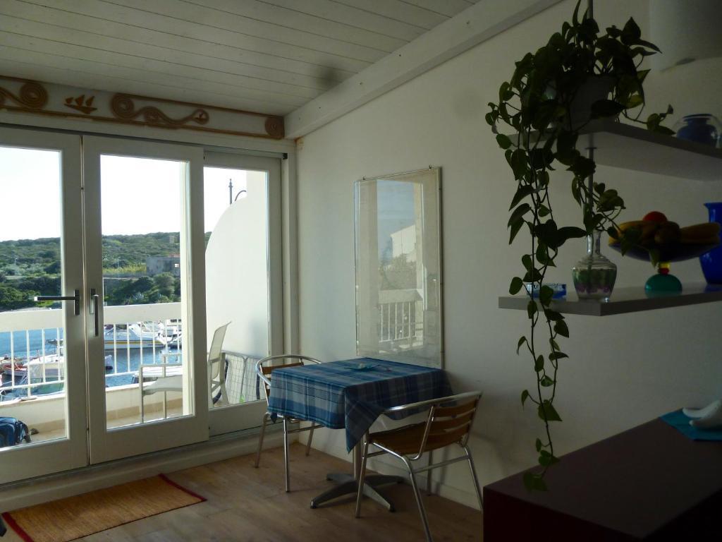 Domo Sul Porto Bed and Breakfast Stintino Buitenkant foto