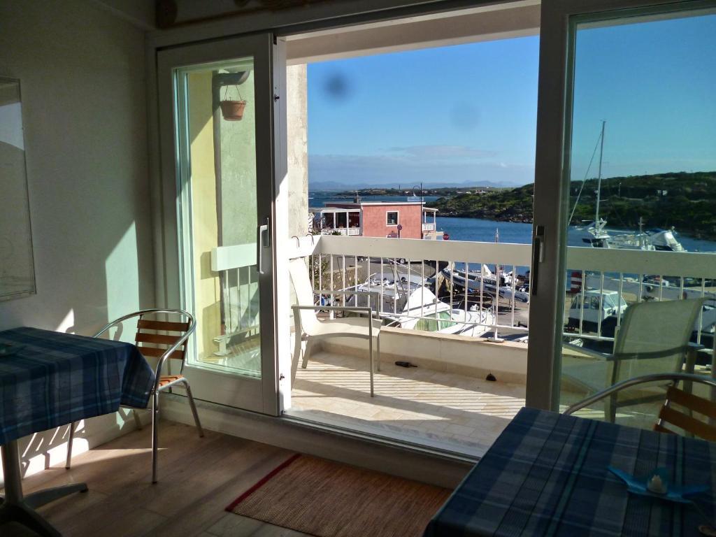 Domo Sul Porto Bed and Breakfast Stintino Buitenkant foto