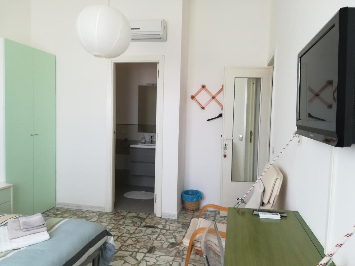 Domo Sul Porto Bed and Breakfast Stintino Buitenkant foto