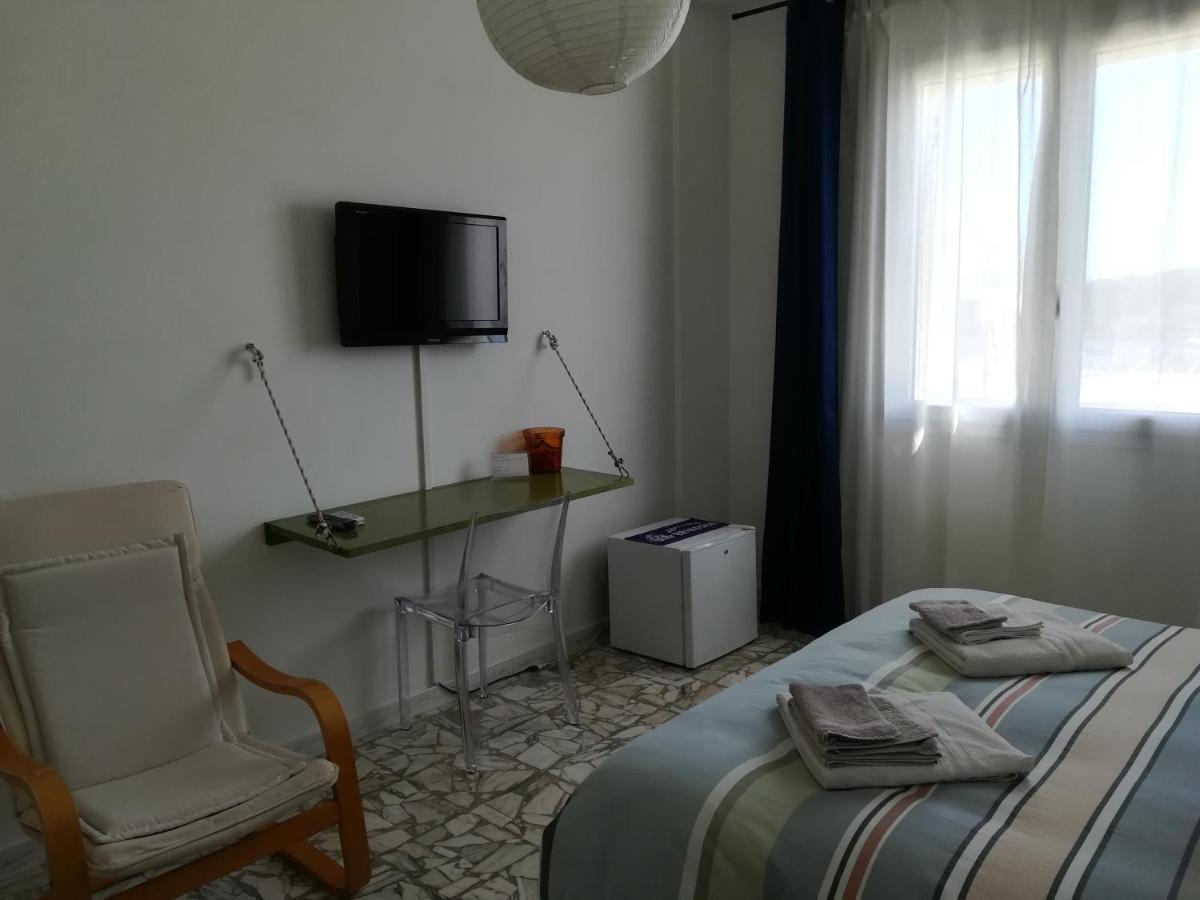 Domo Sul Porto Bed and Breakfast Stintino Buitenkant foto