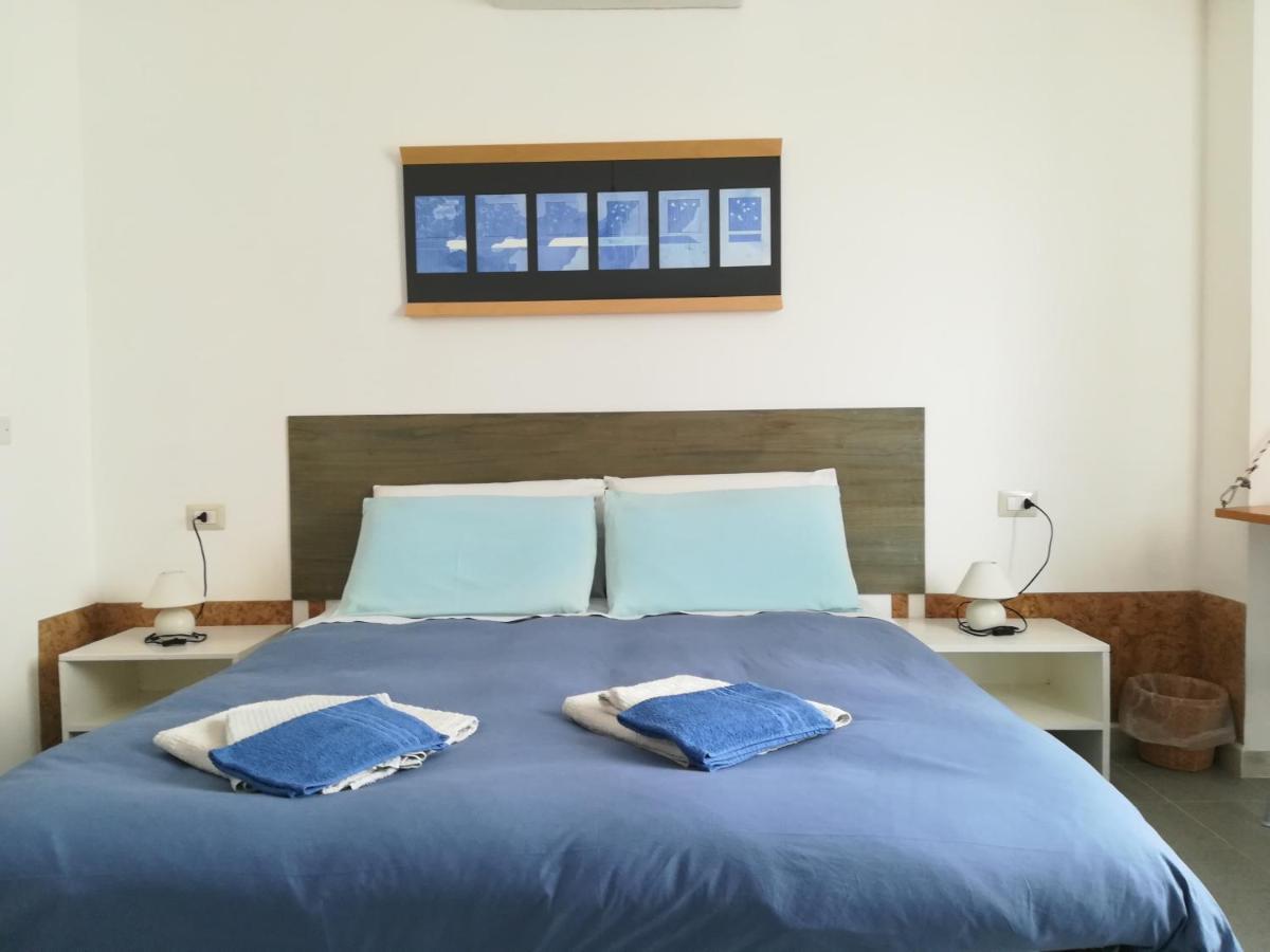 Domo Sul Porto Bed and Breakfast Stintino Buitenkant foto